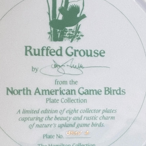 *SALE- PAIR of 9” numberedHamilton Collection Pheasant Plates, Beautiful! - Picture 5 of 7